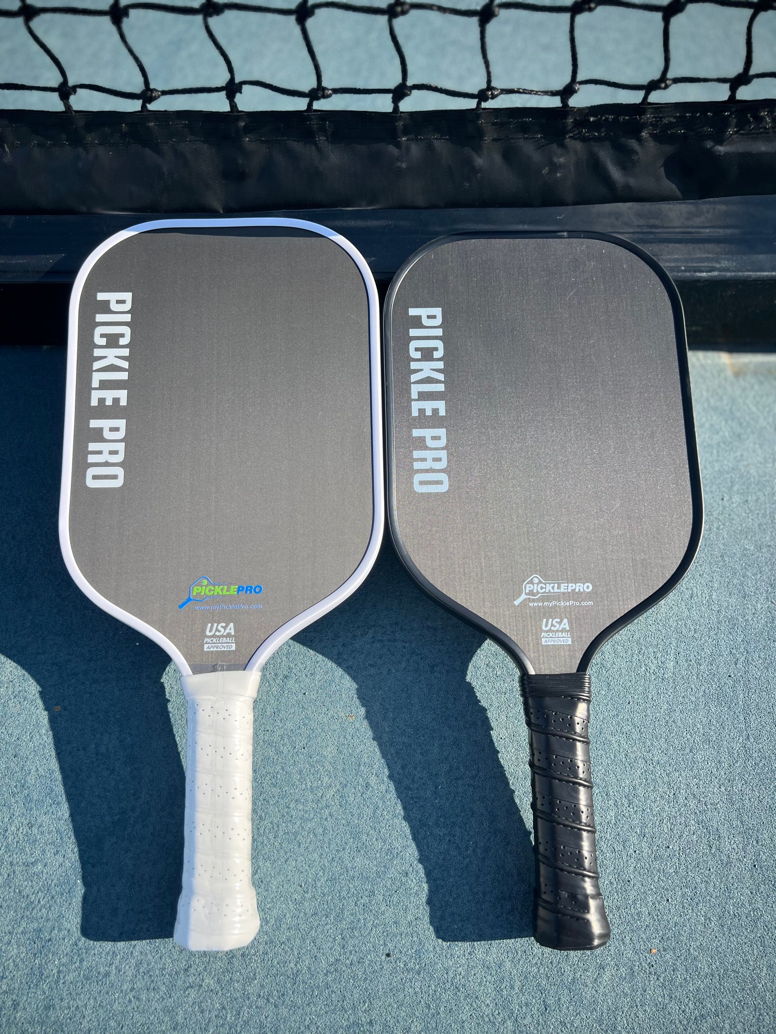 Pro Performance Set – 2 Paddles, 2 Custom Covers & 4 Balls