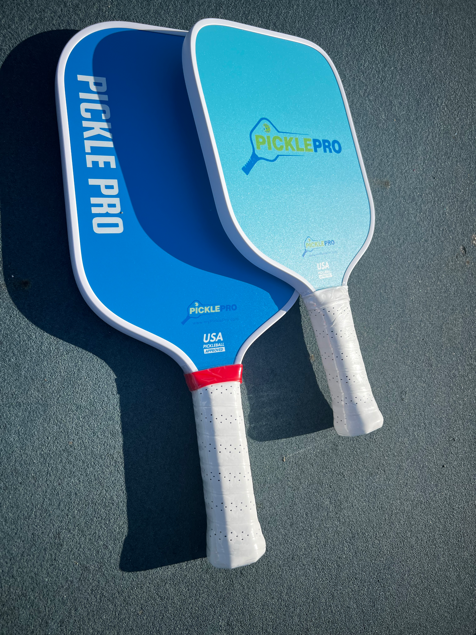 Family Game Pack - 2 Pickleball Paddles & 2 Glow-in-Dark Balls